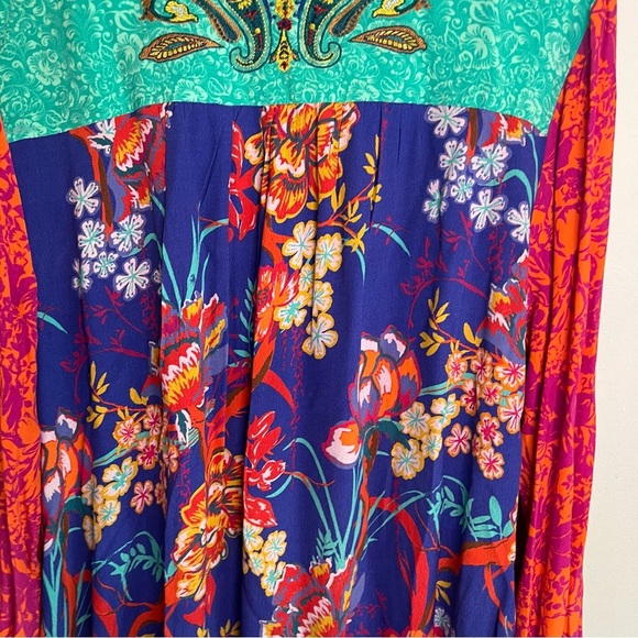 Sold Soft Surroundings Colorful Button-Up Tunic Embroidered Floral - Picture 15 of 16